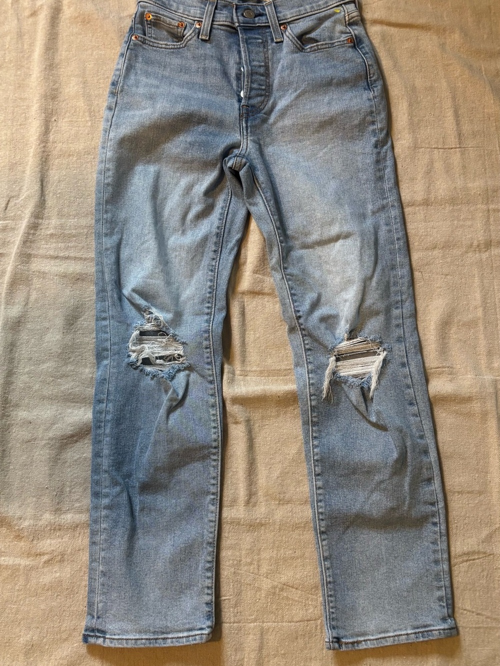Levi’s Wedgie Straight Distressed High Rise Jeans Wash Size 26